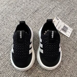 NWT Adidas Baby Bubblecomfy I Sneakers - Black and White